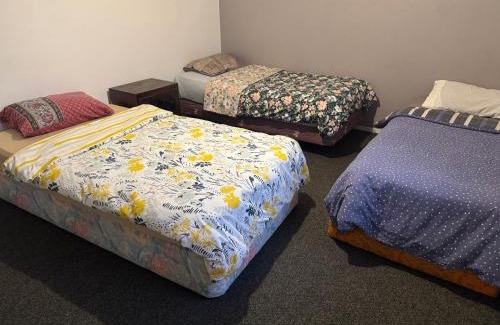 Papamoa Beach Maison | Papamoa Budget Accommodation