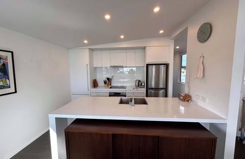 Papamoa Beach Maison | Papamoa Paradise Summ