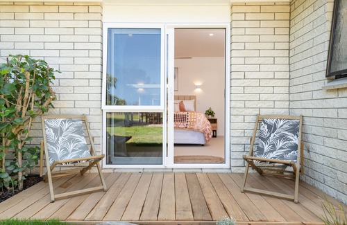 Papamoa Beach Maison | Papamoa Sea Renity - Two minutes walk to beach