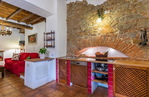 Moncioni Appartement | Papavero by Interhome