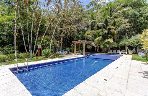 Pontal da Cruz Maison | Paraíso com Piscina e Natureza em São Sebastião