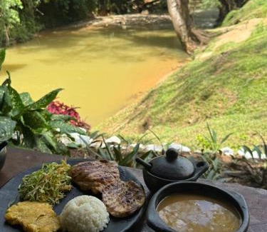 San Luis Autre | Paraíso Escondido Cabañas, Reserva Rio Claro, San Luis-Doradal