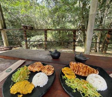 San Luis Autre | Paraíso Escondido Cabañas, Reserva Rio Claro, San Luis-Doradal