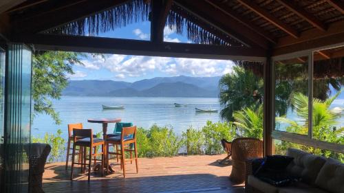Caieira Maison | Paraíso Frente ao Mar Sul da Ilha