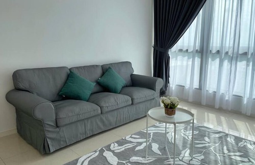 Taman Bukit Mewah Appartement | Paradigm Mall Cozy Stay 2 parkings 7 pax