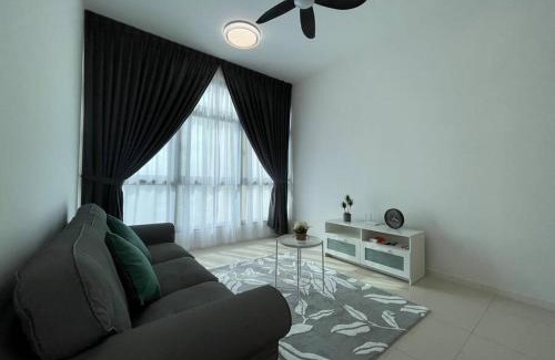 Taman Bukit Mewah Appartement | Paradigm Mall Cozy Stay 2 parkings 7 pax