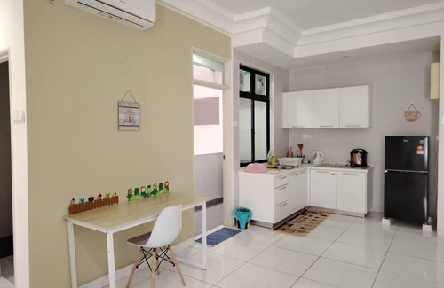 Taman Bukit Mewah Appartement | Paradigm Mall Platino 2BR 2FREE By Natol