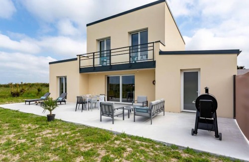 Bretteville-sur-Ay Maison | Paradis des Dunes by Interhome