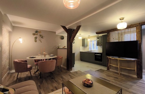 Gries Appartement | Paradise and Love Room ! Magnifique appartement avec chambre spa privatif.