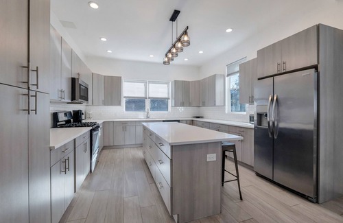 Long Beach Maison | Paradise Cove