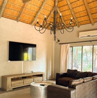Malelane Cabine | Paradise Creek Lodge