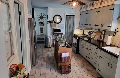Mattoon Maison | Maison au bord du lac calme et paisible pour cette escapade de week-end parfaite! Nouvelle annonce!