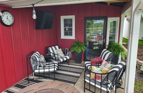 Mattoon Maison | Maison au bord du lac calme et paisible pour cette escapade de week-end parfaite! Nouvelle annonce!