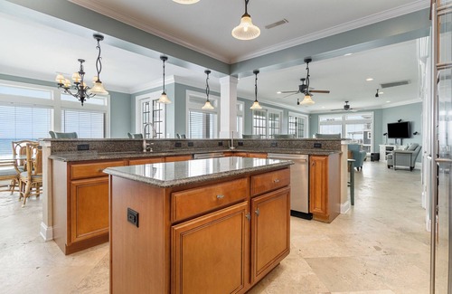 Long Bay Estates Maison | Paradise Found: Oceanfront Luxury w/ Pool