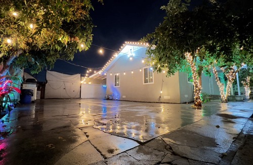 Compton Maison | Paradise Home in Compton