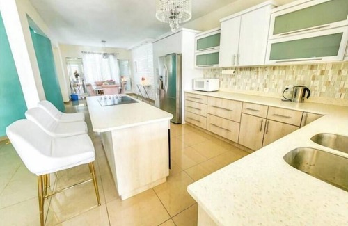 Caimital Bajo Maison | Paradise in Aguadilla W/Private pool