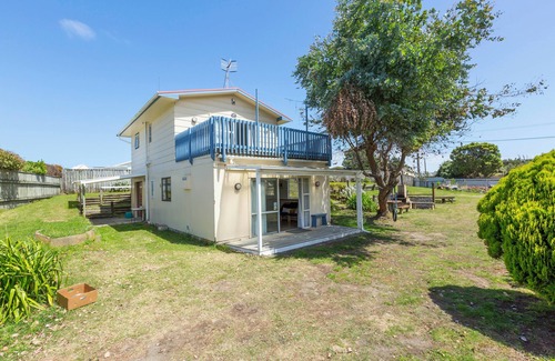 Waikawa Beach Maison | Paradise in Waikawa Beach - Family and pet friendly - Home away from Home