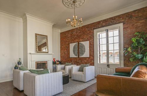 Natchez Appartement | Paradise Loft, 3 Bedroom King Beds, Heart of Downtown, Full Kitchen & Wet Bar, Streaming TV