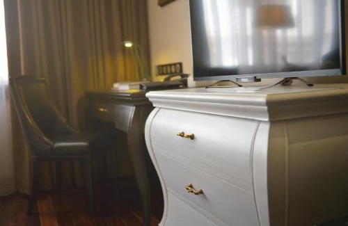 Ha Long Hôtel | Paradise Suites Hotel