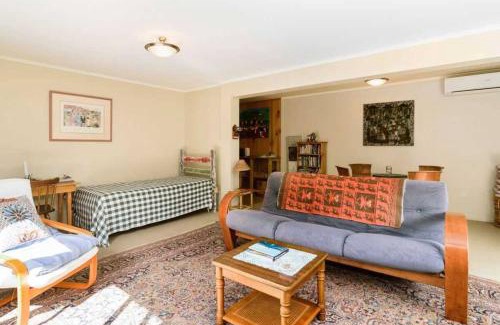 Rotorua Appartement | Paradise Valley Getaway - Farm Cottage with Stream