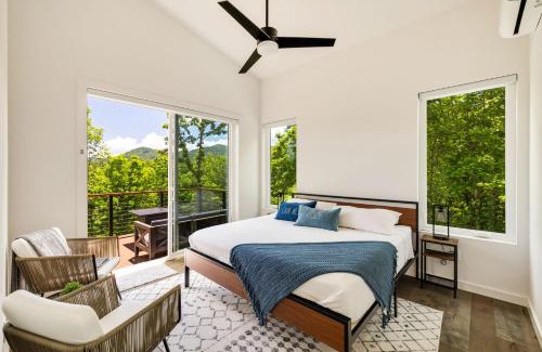 Young Harris Maison | Paradise View 4br Fall Retreat Firepit Dogs