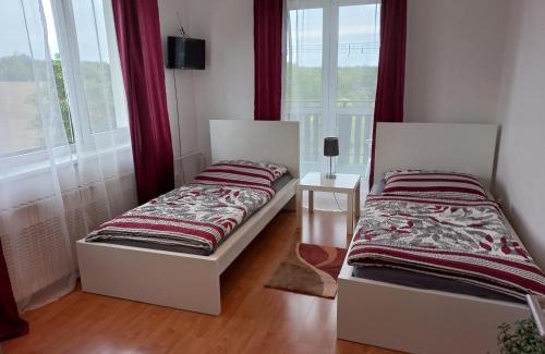 Lochkov Appartement | Paradise villa apartment