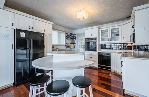 Lion's Head Cabine | Paradise: Waterfront Gem with Georgian Bay Views
