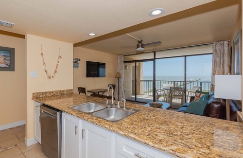 Rockport Maison | Paradise | Waterfront Comfort at Laguna Reef 411