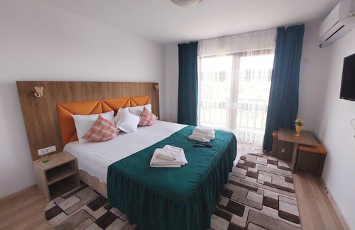 Murighiol Station Balnéaire | Paradiso, 20 rooms, max 51 persons, swimming pool, in the heart of Danube Delta
