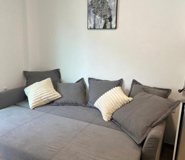 Ofrinion Appartement | Paralia Ofriniou Oasis Apartment with Swimming Pool Access and Starlink WIFI