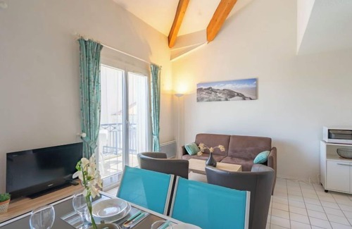 Pontaillac Appartement | Parc de Pontaillac by Interhome