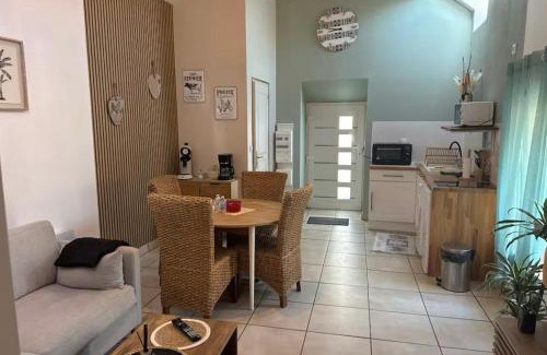 Deyvillers Appartement | Parenthèse romantique avec spa privatif