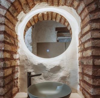 Parga Hôtel | Pargas Distillery Suites