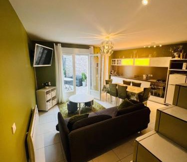 Villeneuve-le-Roi Maison | PARIS 20 min ORLY Aeroport 10 min Maison Paradis vert