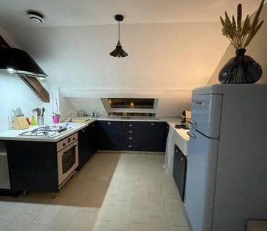 Brie-Comte-Robert Appartement | Paris and Disneyland .Couvent médiéval