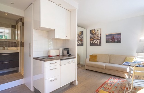 Saint-Tropez Appartement | Paris Saint-Tropez by Interhome