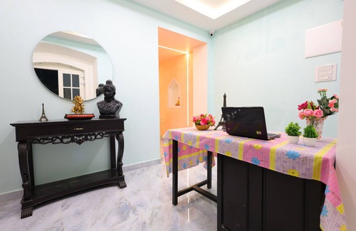 White Town Villa | Park & Explore! 5min to beaches, 8min to food, 350yrs history and more on foot..
