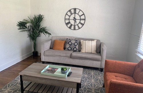 Central Oklahoma City Maison | Park Place, across from park, pet friendly