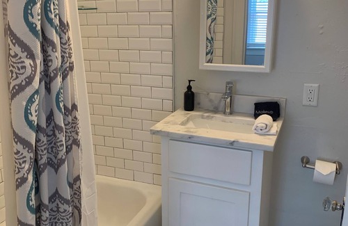 Central Oklahoma City Maison | Park Place, across from park, pet friendly