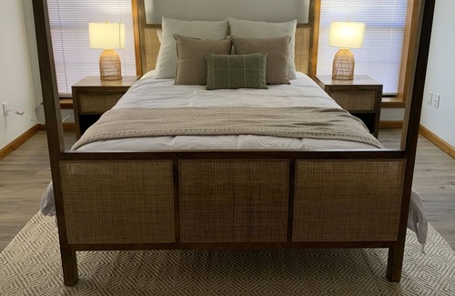 Bryant Maison | Park & Pool Oasis