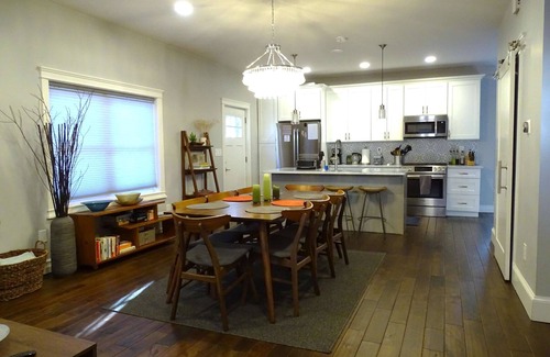Jamaica Plain Maison | Park-Side Home in Jamaica Plain
