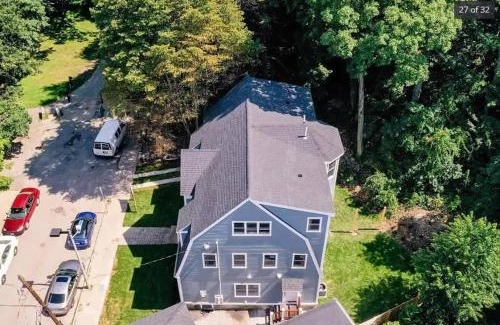 Jamaica Plain Maison | Park-Side Home in Jamaica Plain