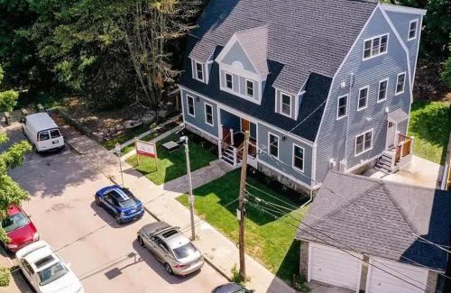 Jamaica Plain Maison | Park-Side Home in Jamaica Plain