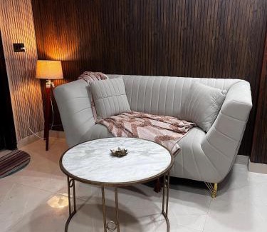 Phase I Appartement | Park Stay- Compact 1bhk Studio for Long Stays