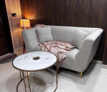 Phase I Appartement | Park Stay- Compact 1bhk Studio for Long Stays