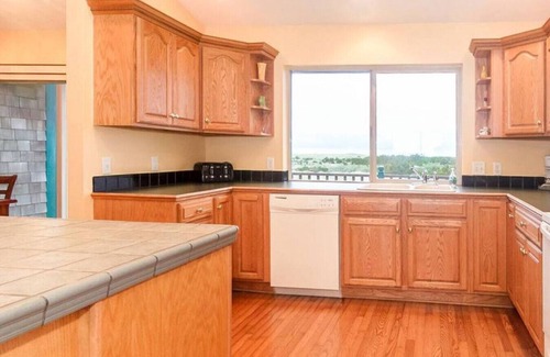 Long Beach Maison | Parker House ~ Tr����s bien situé avec de la place pour la famille!