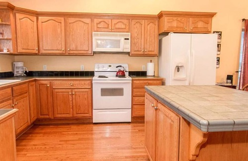 Long Beach Maison | Parker House ~ Tr����s bien situé avec de la place pour la famille!