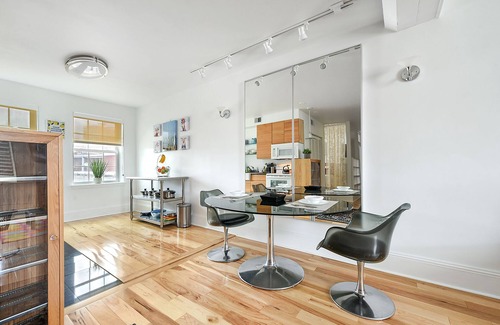 Bloomfield Appartement | ♥Parking~5★Location♛Queen Bed♥West Penn♥10min DT★Elevator- Cental Location