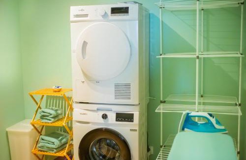 Trets Appartement | Parking gratuit à 3 min à pied, Clim, Laverie, Fibre, proche de Rousset, zone d'activités et domaines pour Mariages