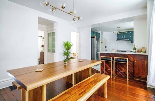 Short North Maison | Parking - Over 4,500 Reviews - PRIME Location